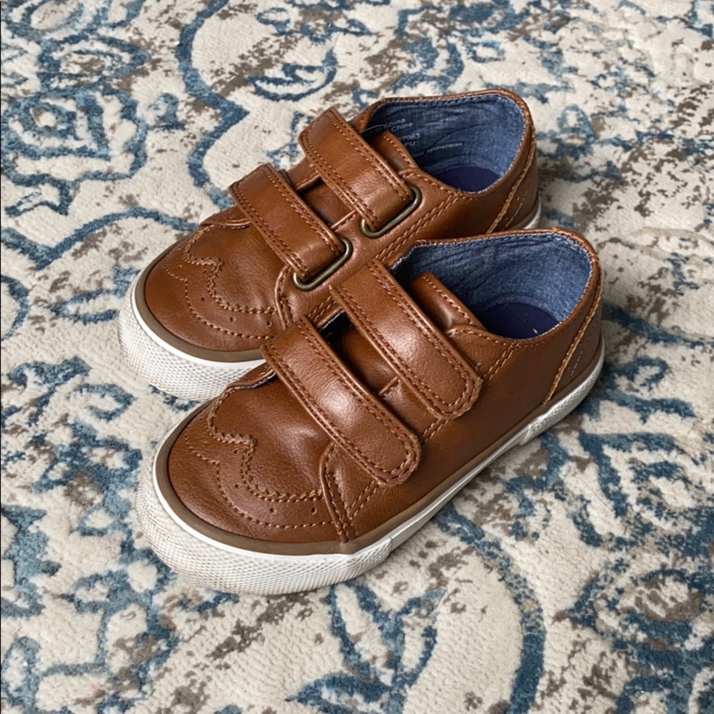 Toddler boys brown (faux)  leather shoes